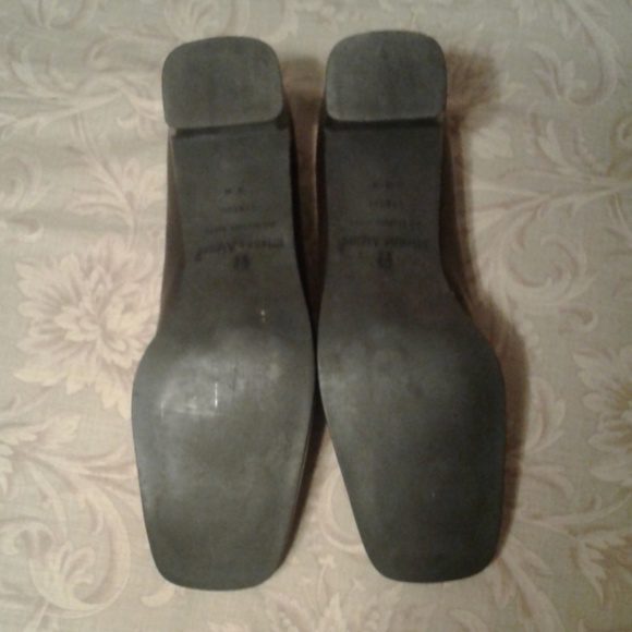 8M Etienne Aigner Espresso Leather Heeled Loafer - Picture 5 of 6